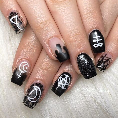 Witchcraft Nails: Embrace the Mystical at Your Next Appointment